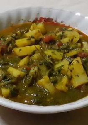 A picture of Aloo Palak Recipe.