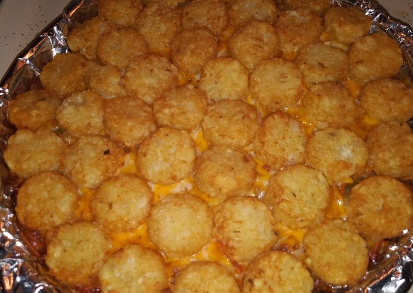 Tater crown cheeseburger casserole