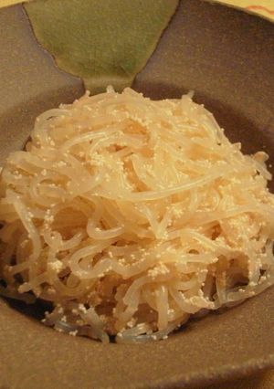 A picture of Shirataki Noodles with Tarako (Masago-ae).