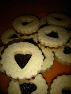 A picture of Spelled biscuits.