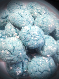 A picture of Blue Gooey Butter Cookies!!!.