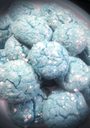A picture of Blue Gooey Butter Cookies!!!.