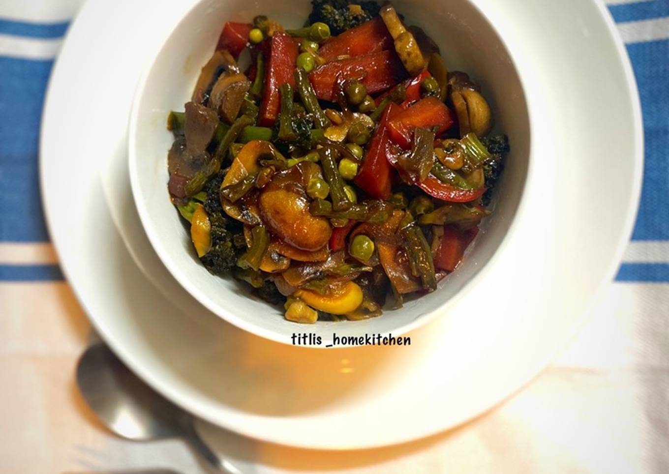 Pepper Garlic Vegetables Stir Fry