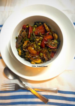 A picture of Pepper Garlic Vegetables Stir Fry.