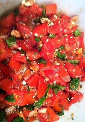 A picture of Tomato Feta Salad.