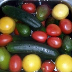 A picture of Fruit & Veggie Wash.