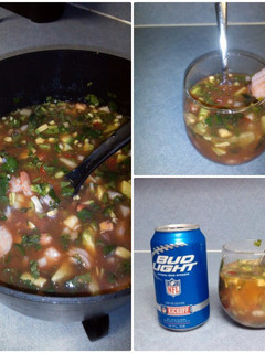 A picture of Coktel de Camaron (Shrimp cocktail).