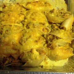 A picture of Chicken Stuffed Shells.