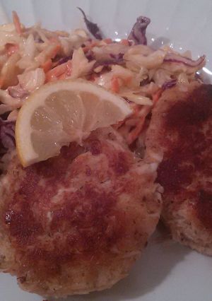 A picture of Crab Cakes.