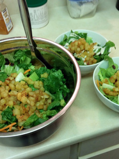 A picture of Salad with Hash Browns.