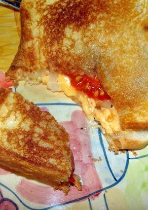 A picture of taisen's balsamic vinaigrette grilled cheese.