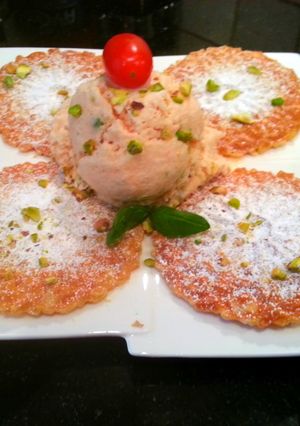 A picture of Tantalizing Tomato Gelato w/Basil, Pistachio Nuts & Pizzellis.