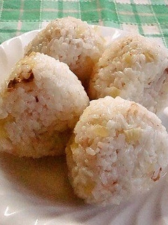 A picture of Onigiri Rice Balls with Takuan and Mayonnaise.