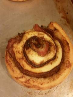 A picture of Bacon cinnamon buns.