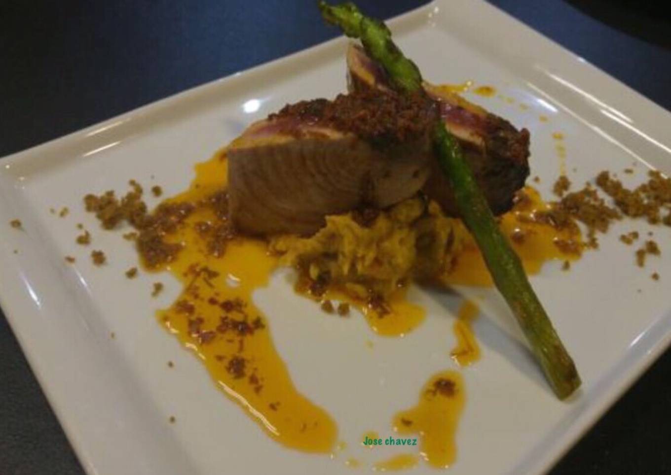 Atún a la plancha con puré de batata