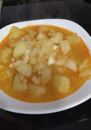 Una foto de Patatas guisadas con bacalao