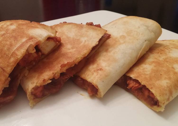 How to Prepare Super Quick Homemade Chicken tikka masala quesadilla