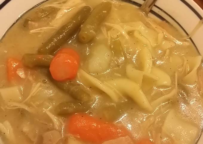 Taisen's Leftover Turkey Soup
