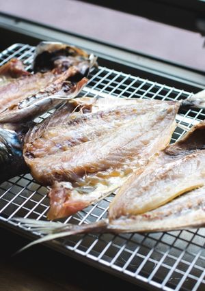 A picture of Japanese semi-dried horse mackerel.