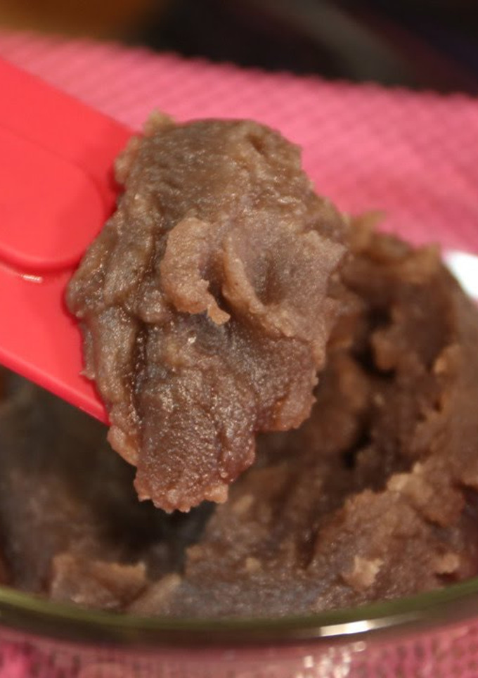 A picture of Basic Koshi-An (Smooth Sweet Bean Paste).