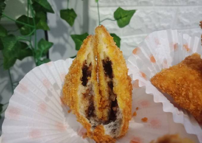 Risoles roti coklat keju