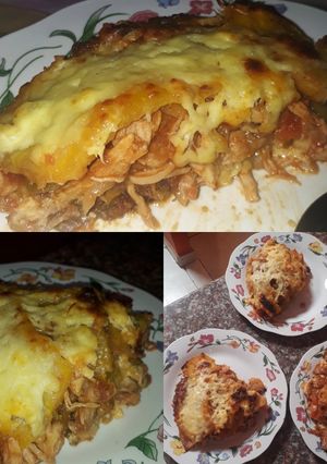 Una foto de Lasagna/ Lasaña de Maduro con pollo 🤤😍😋👌
