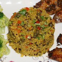 A picture of QUINOA WITH CAPERS AND OLIVES. JON STYLE.