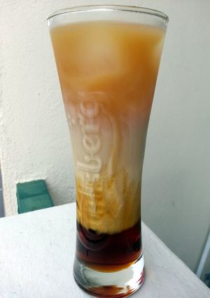 A picture of Honey Milk Tea.