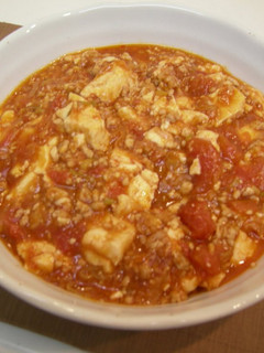 A picture of Tomato Mapo Doufu with Minced Chicken.