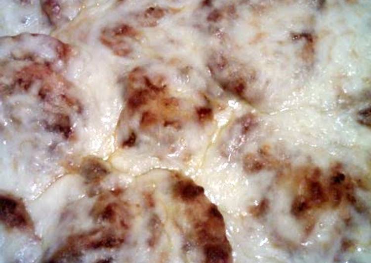 Simple Way to Make Speedy Super Cheesy Baked Ravioli