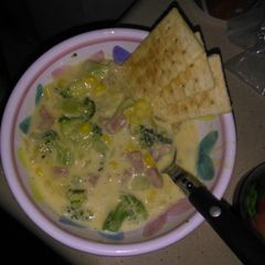 A picture of Velveeta & ham broccoli soup.