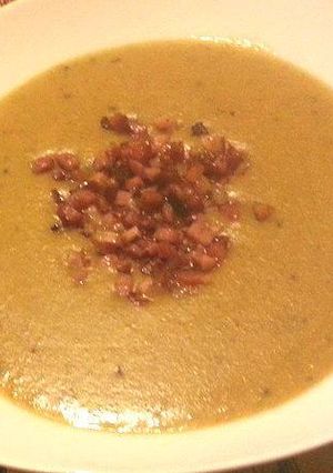 Foto de Sopa de castanhas e cogumelos