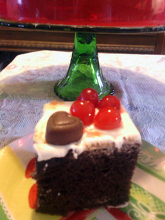 A picture of cherry cola chocolate cake.