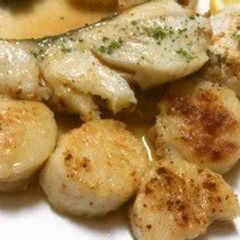 A picture of 15 Minute White-fleshed Fish & Scallop Saute.