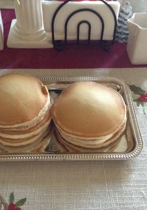 A picture of Dew's Pancakes.