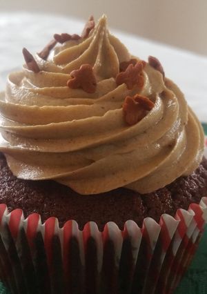 A picture of Ginger spice frosting.
