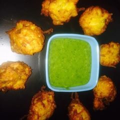A picture of Maggi pakoda.