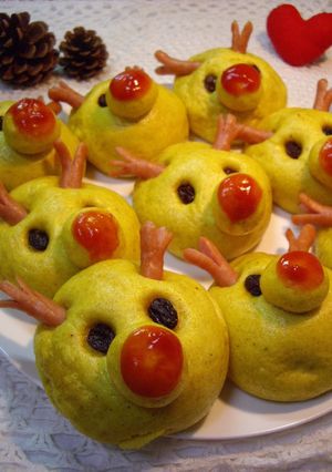 A picture of Merry Christmas! Red Nosed Reindeer Steamed Meat Buns.