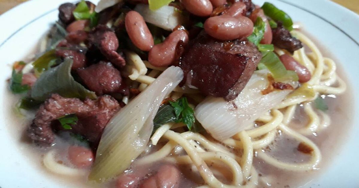 Mie iga kacang merah(Brenebon)masakan manado