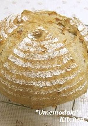 A picture of Walnut & Raisin Pain de Campagne.