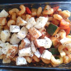 A picture of Farfalle met Haloumi.
