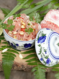 A picture of Thai Pomelo Salad.