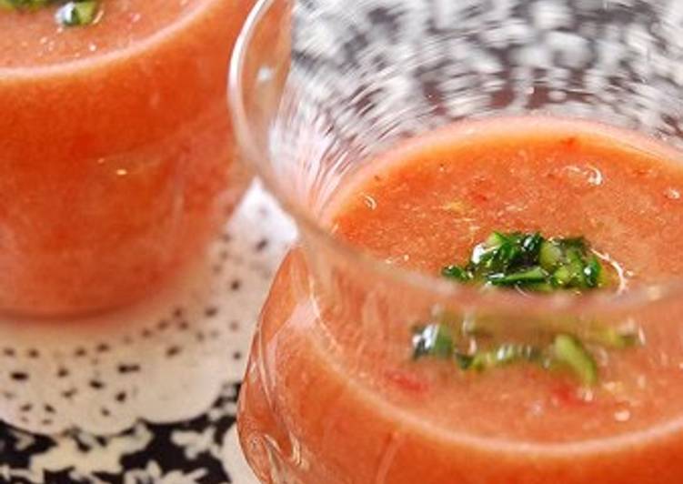 How to Prepare Homemade Gazpacho