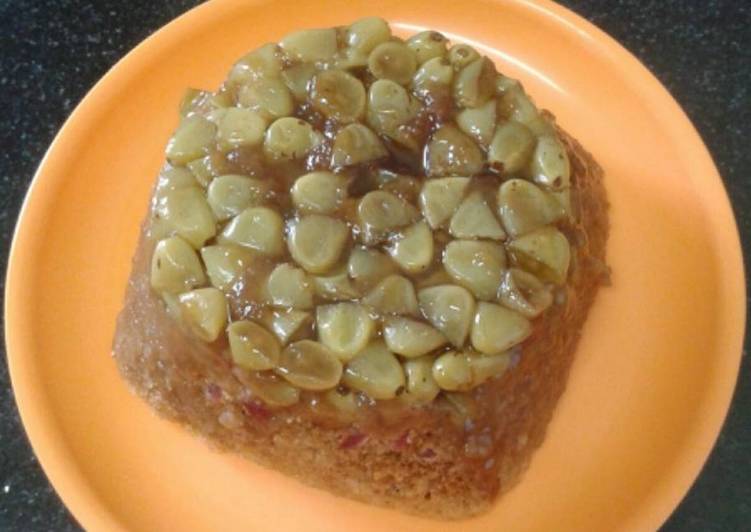 Recipe of Homemade Micro grapes upside down cake…4 mins