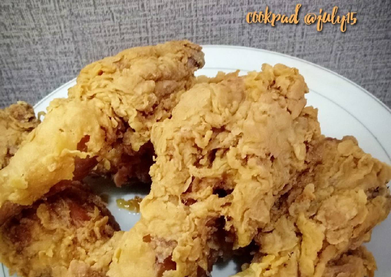 Ayam goreng tepung (KFC)