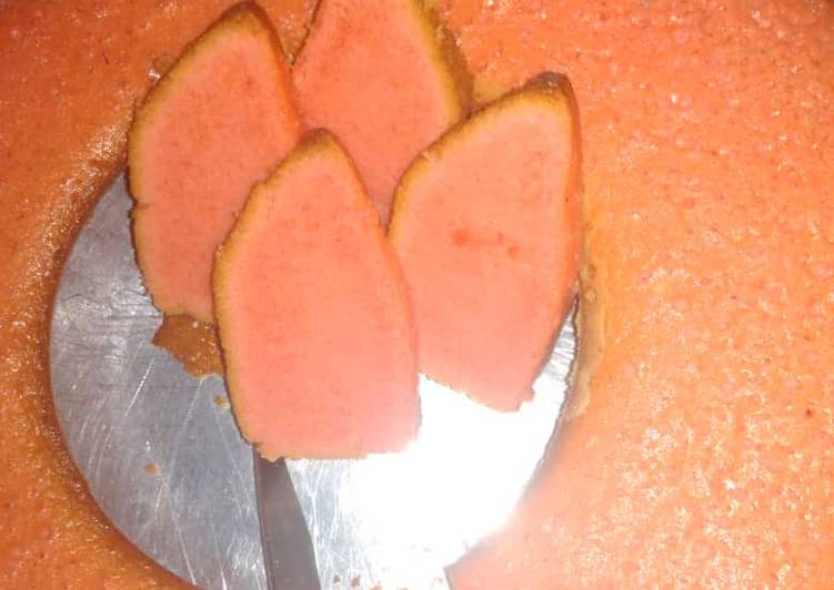 Bolu pasta stroberi panggang ala enyak ietha