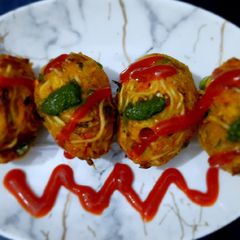 A picture of Noodles Cutlets.