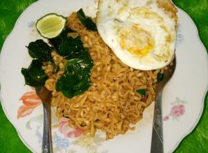 Foto resep Mie goreng ABC hot mix daun kelor