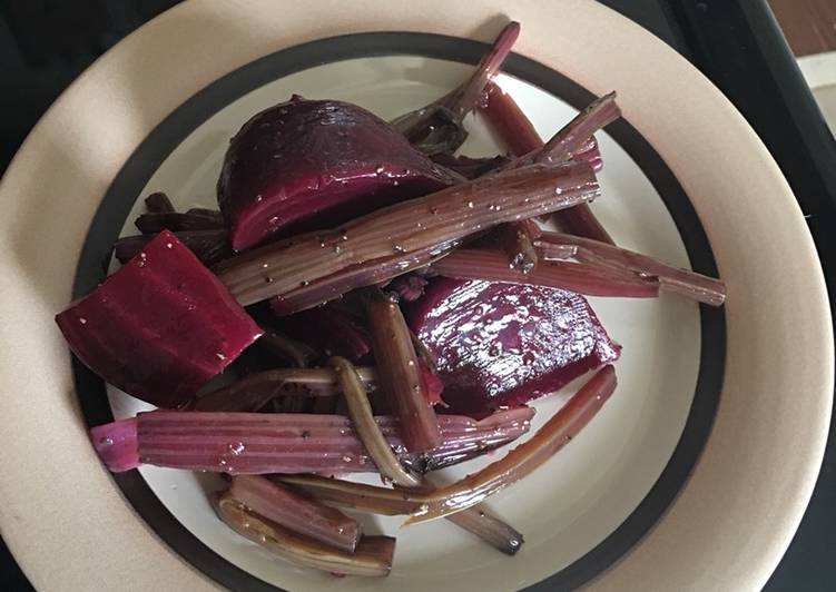 Step-by-Step Guide to Prepare Super Quick Homemade Beet salad with a vinaigrette