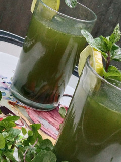 पुदीना का ठंडा शरबत (pudina ka thanda sharbat recipe in Hindi) रेसिपी मुख्य फोटो